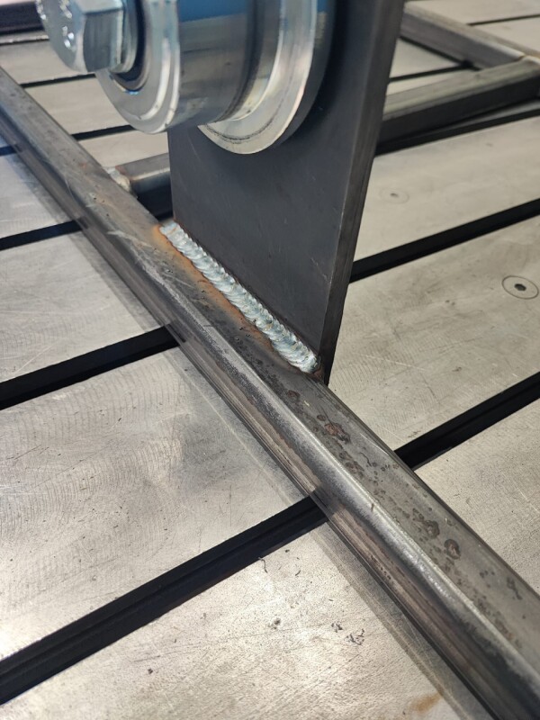 WEIGHT PULL TRACK